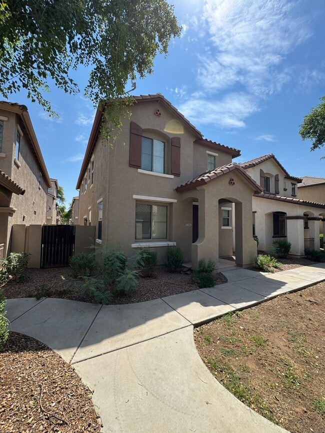 Photo - Beautiful 3 bedroom 2.5 bath home for Rent...