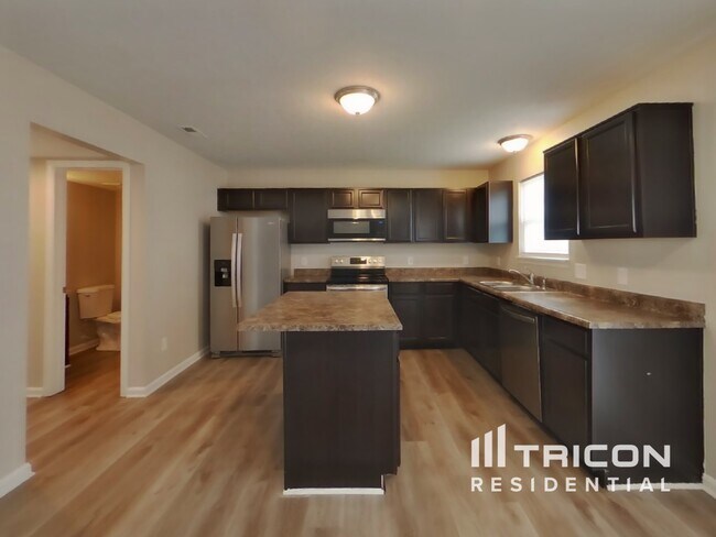 Photo - 2984 W Sampler St