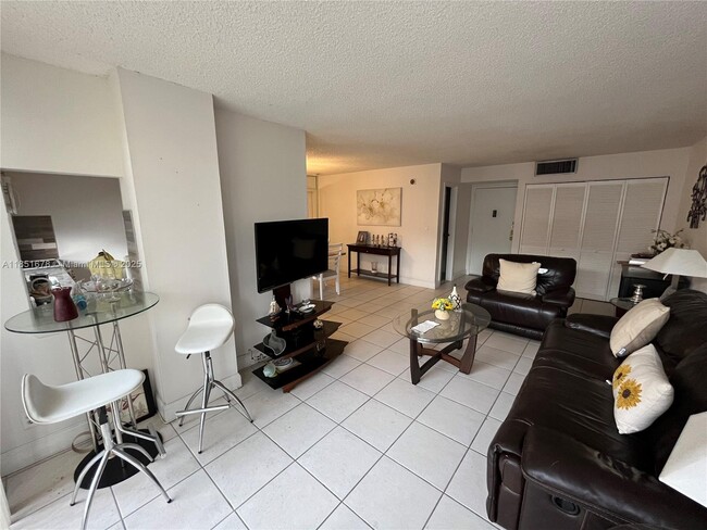 Photo - 16909 N Bay Rd Unit 707