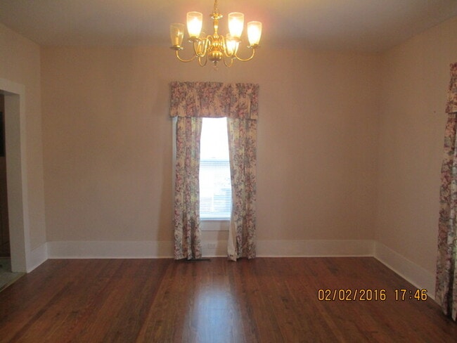 Photo - 1215 Carolina Ave