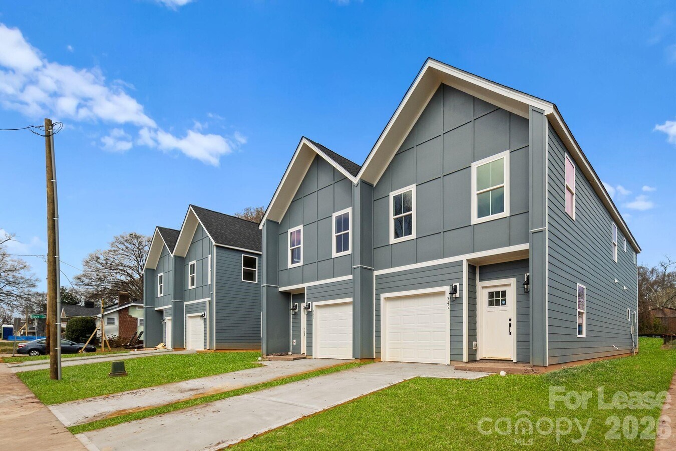 Photo - 341 N Hoskins Rd