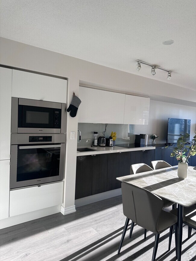 Photo - 151 Dan Leckie Way Unit SI ID1473068P
