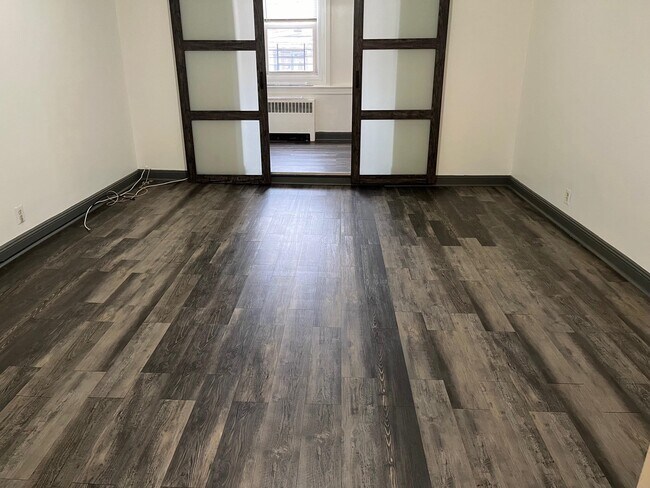 Photo - 3461 John F. Kennedy Blvd