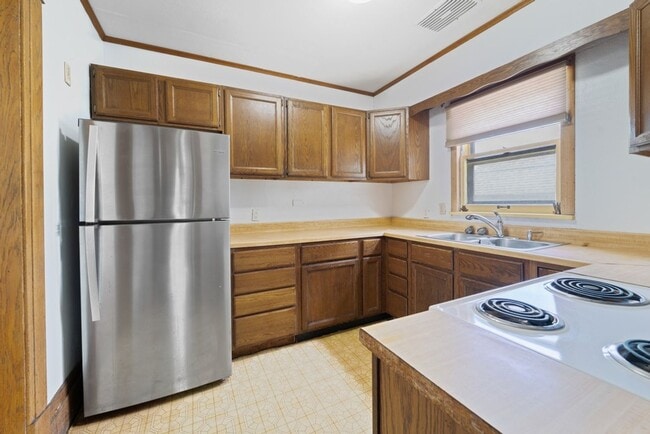 Photo - 513 W 22nd St