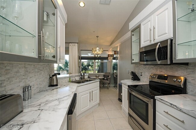 Building Photo - 4650 Hawks Nest Way Unit M202