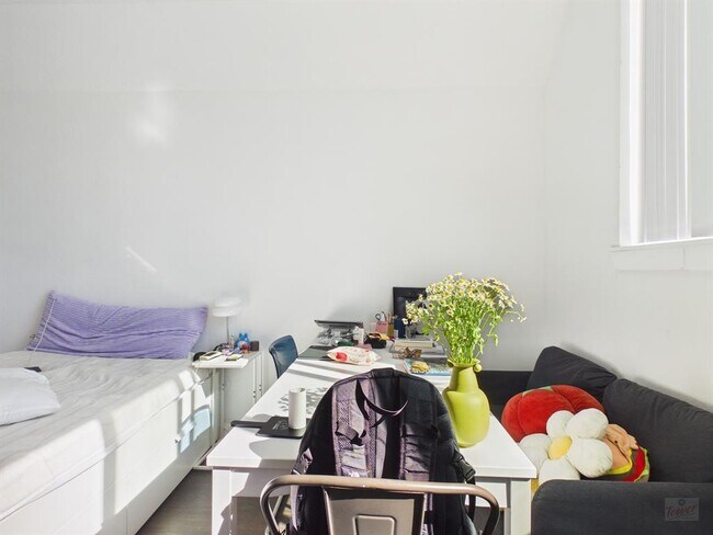 Photo - 1010 W 26th St Unit 604