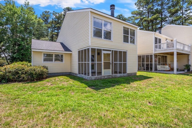 Photo - 488 Greenview Dr