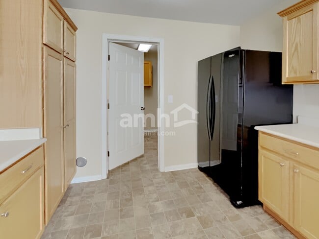 Photo - 19459 E 50th Dr