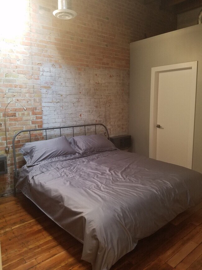 Photo - 2238 Washington Blvd