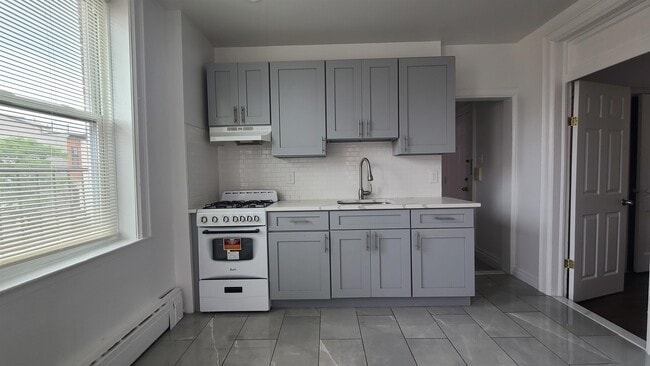 Photo - 297 Griffith St Unit 3