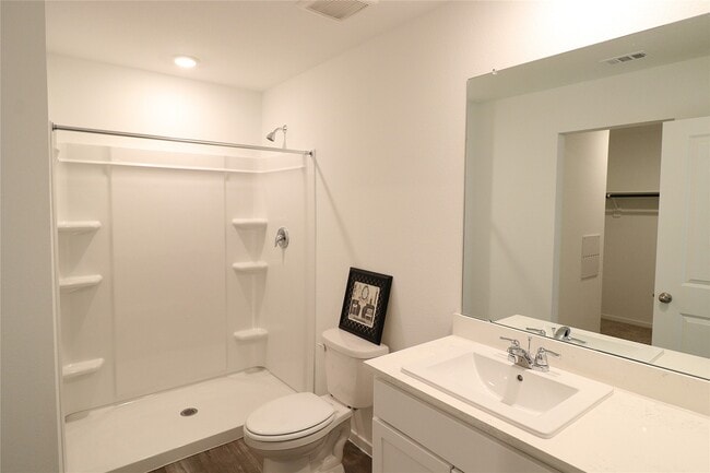 Photo - 24134 Chirp St