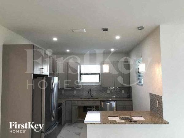 Photo - 2514 13th St SW