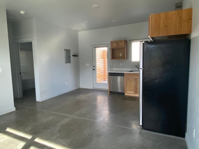 Photo - 618 Westgate Ave Unidad A