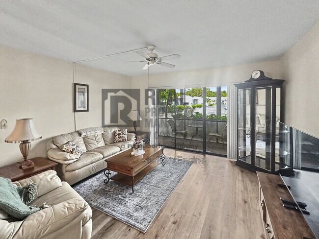 Photo - 4701 Lakeside Club Blvd Unit 3