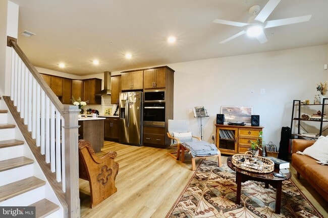 Photo - 773 Mount Airy Ter NE