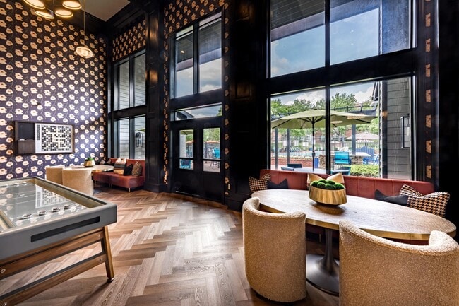 Casa club - Halstead Centreville