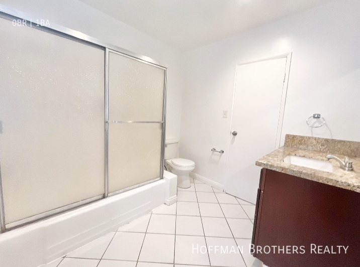 Photo - 6335 Whitsett Ave Unidad 3