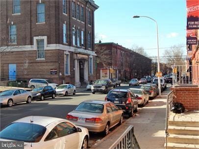 Building Photo - 1621 W Diamond St Unit 1