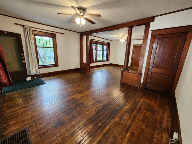 Photo - 42 Quimby St NE