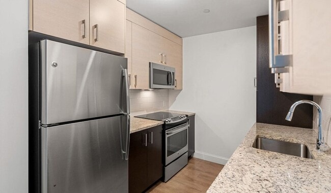 Photo - 99 Kneeland St Unit 1012