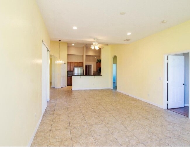 Photo - 787 SE Evergreen Terrace