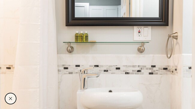 Photo - Furnished 5 Bed / 3 Bath Near Harvard Square | Central A/C | 9/1