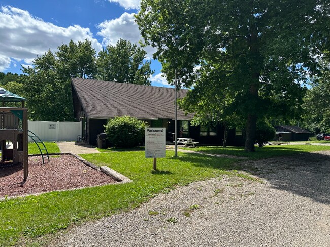 Photo - 1100 W Locust St