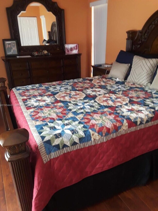 Photo - 728 SW 73rd Ave