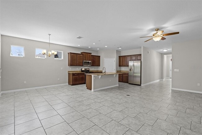 Photo - 405 E Freesia Ct