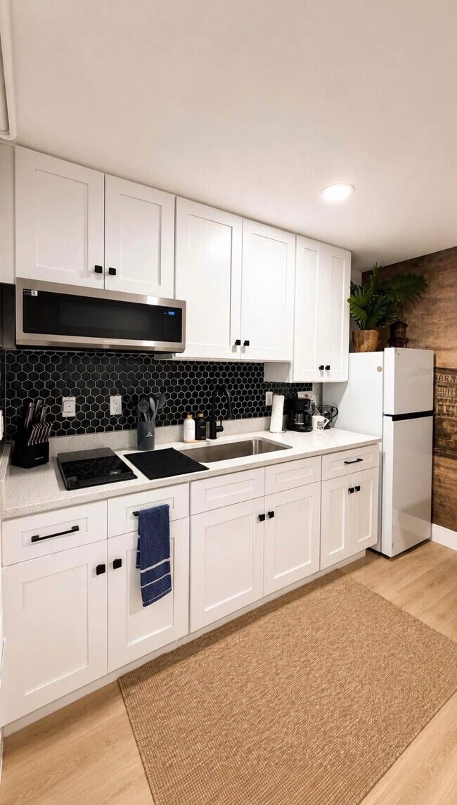 Photo - 7022 Flint Dr