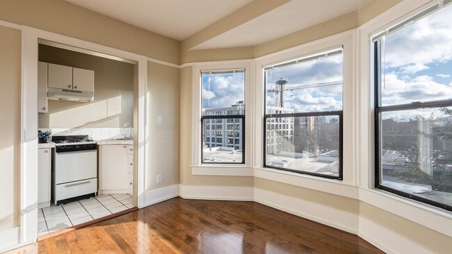 Corona Apartments