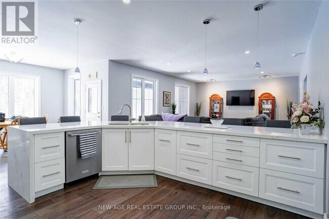 Photo - 9031 Sideroad 17