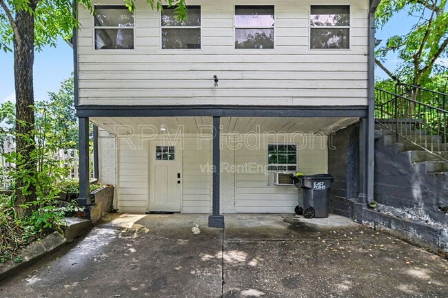Photo - 3181 Church St
