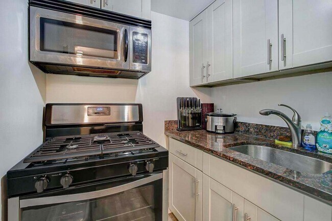 Photo - 11408 Cherry Hill Rd