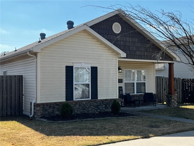 Building Photo - 4507 W Sweetgum Ln