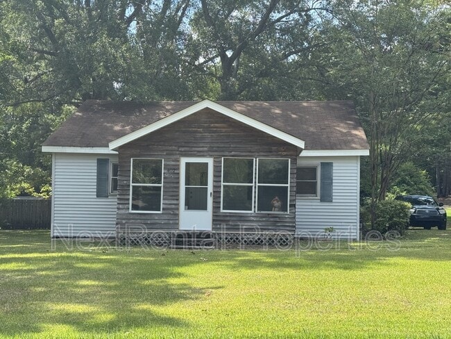 Photo - 402 Overby St