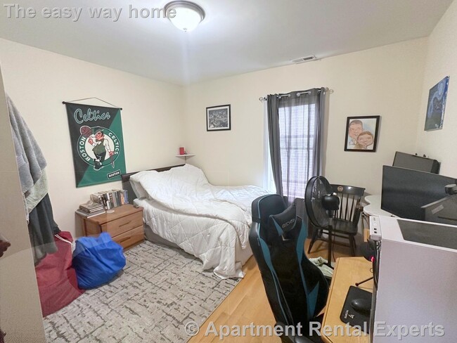 Photo - 57 Greenleaf Ave Unit 3