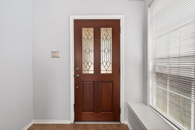 Photo - 3216 Victorian Manor Ln