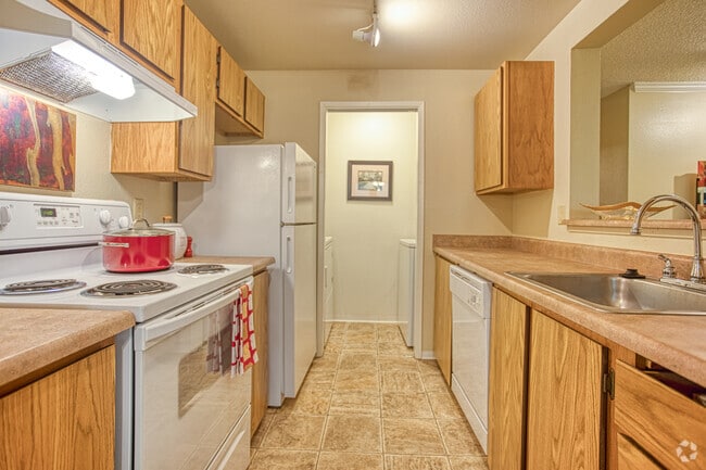 1BR,1BA-736SF - Ridge & Shores