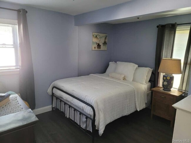 Photo - 320 Clayton St