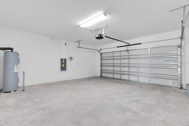 Photo - 17594 Pleasantview Blvd