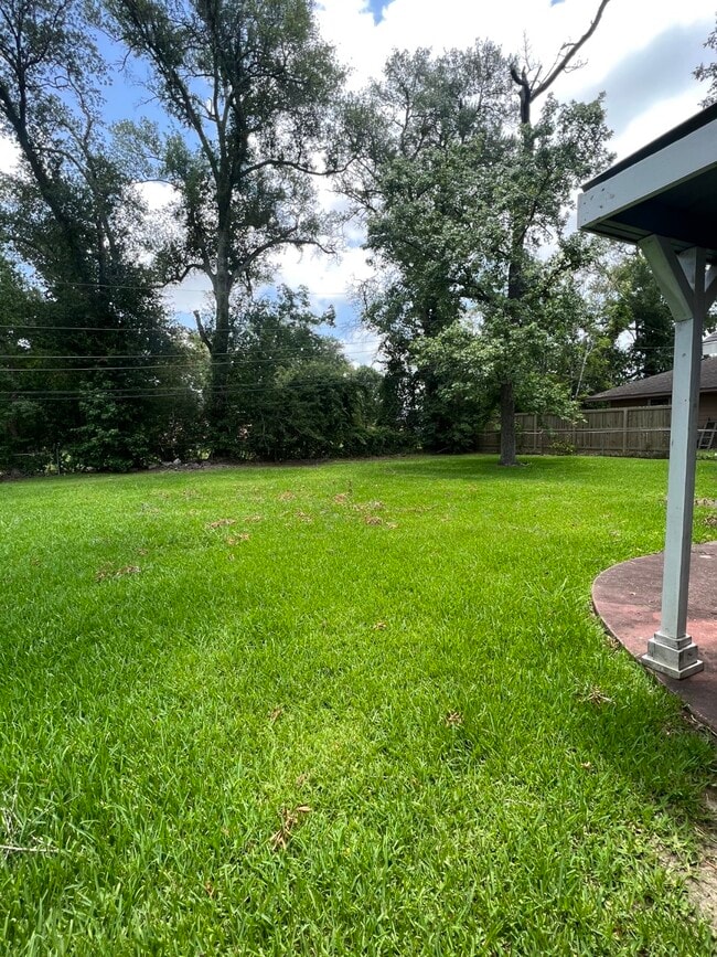 Photo - 375 Littlejohn Dr