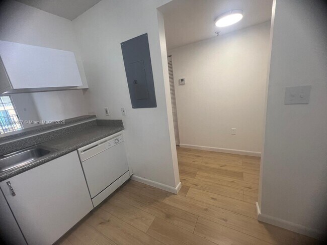 Photo - 8900 Collins Ave Unit 203