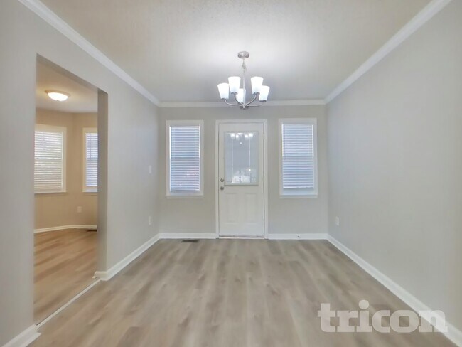 Photo - 102 Bonnabel Ct