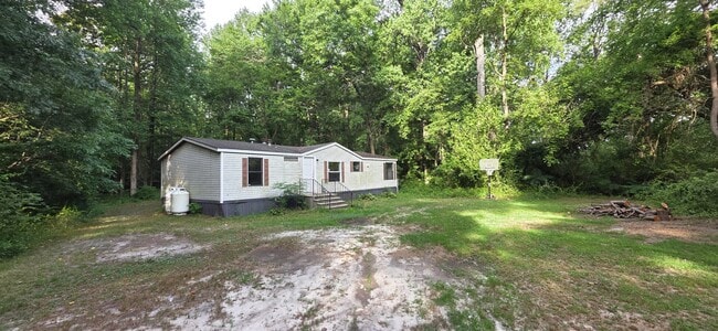 Building Photo - 5215 Clark Canning House Rd