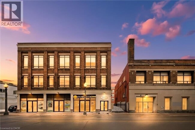 Photo - 11 Queen St Unit 205