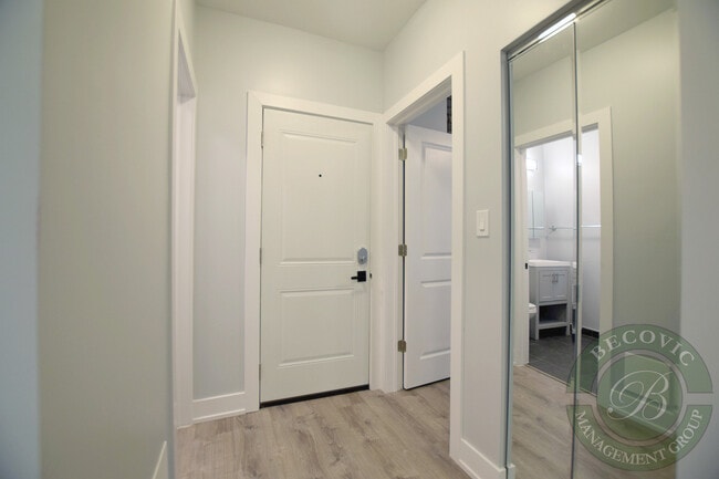 Photo - 7742 N Eastlake Ter