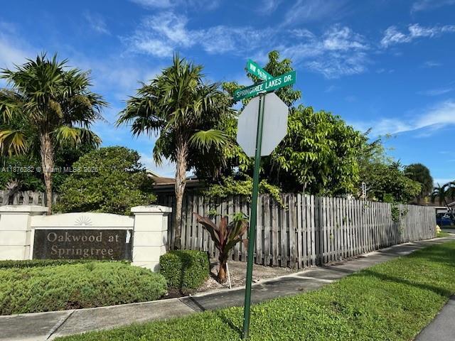 Photo - 9604 NW 49th St