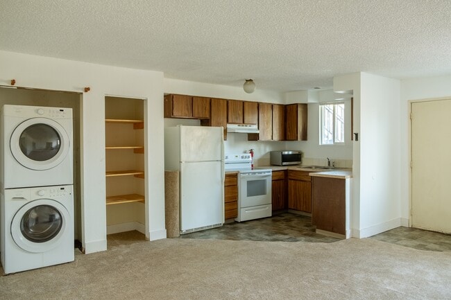 Building Photo - 835 Travois Way