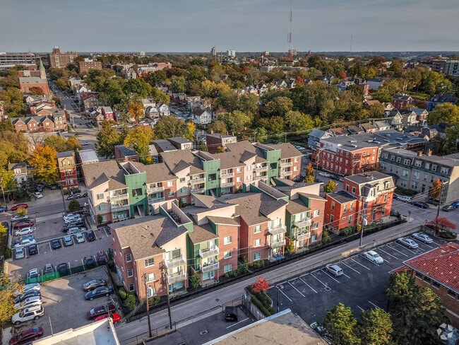 Building Photo - Euclid Square Rental